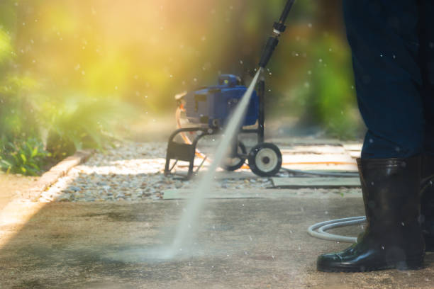 Best Gutter Cleaning  in Brewster, OH